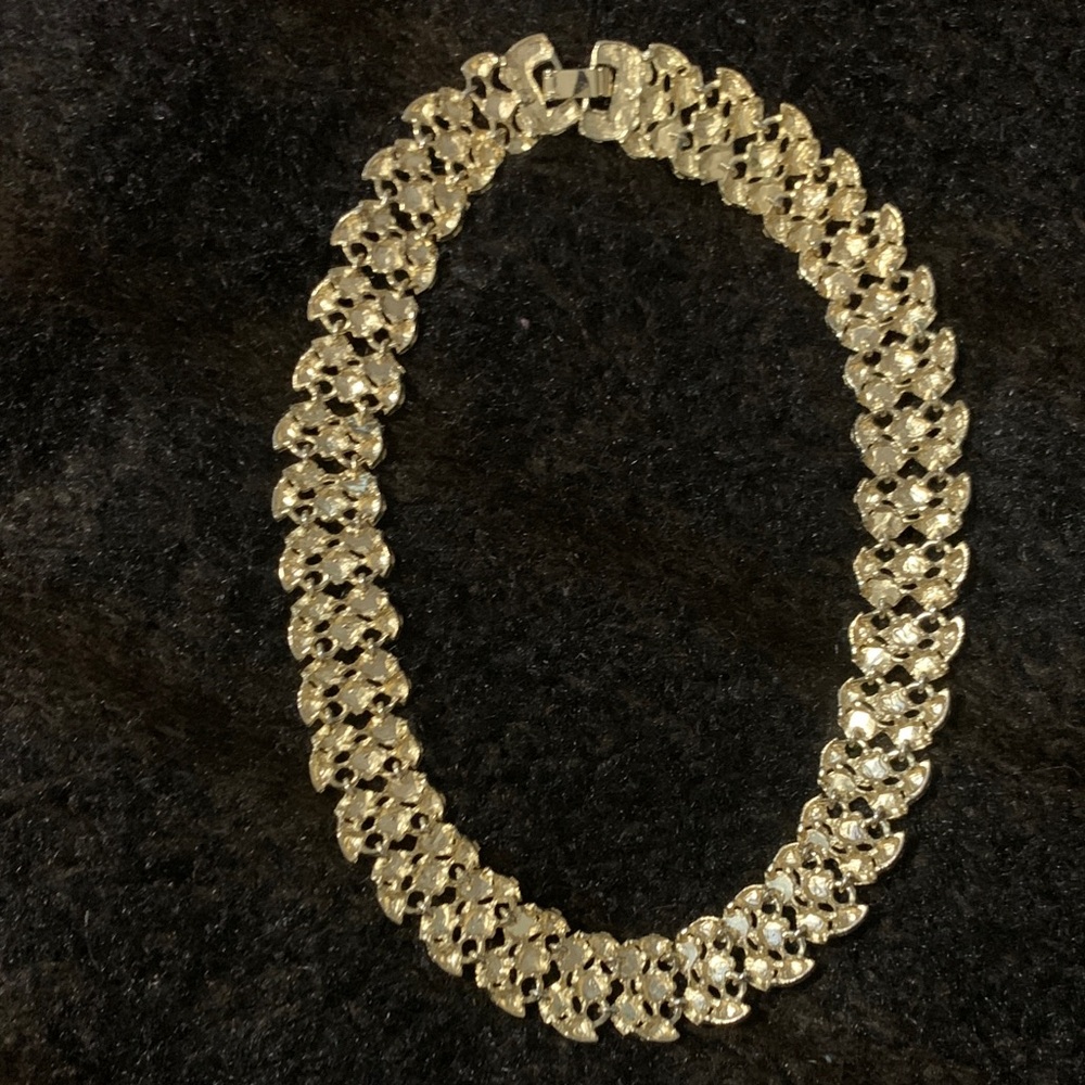 Gold Chain Necklace - Picture 5 of 5